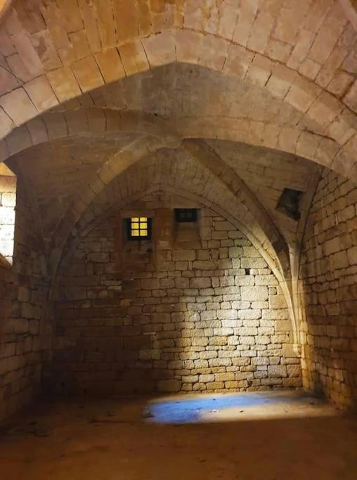 Demeure Du Xiiie-Xive S. Dans La Cite Medievale. Gourdon-en-quercy Exteriör bild