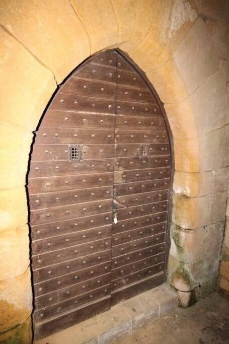 Demeure Du Xiiie-Xive S. Dans La Cite Medievale. Gourdon-en-quercy Exteriör bild